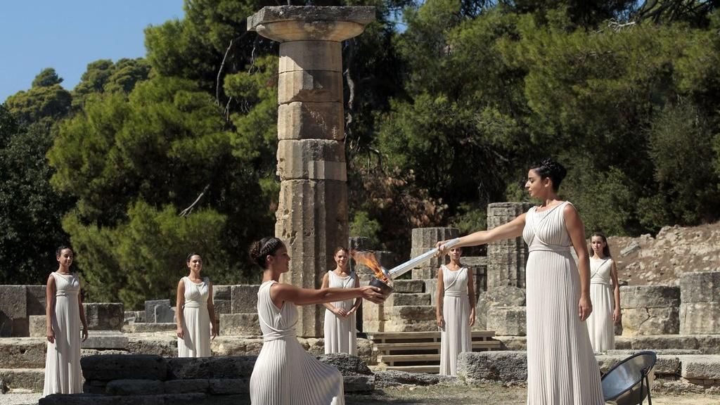 Tradisi dan Kebhinekaan, Perayaan Agama di Yunani